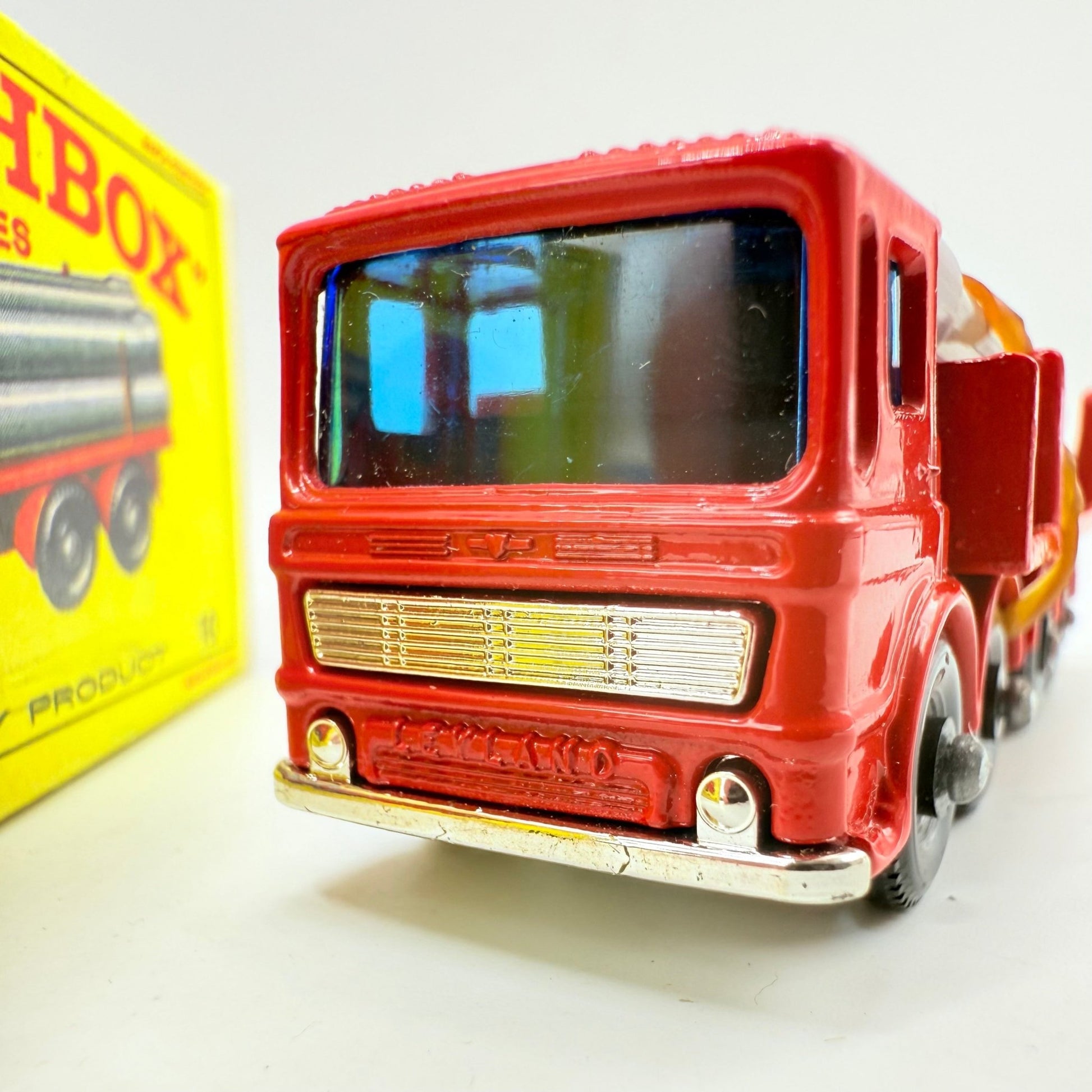 Matchbox Lesney 10d Leyland Pipe Truck - Magic Matchbox