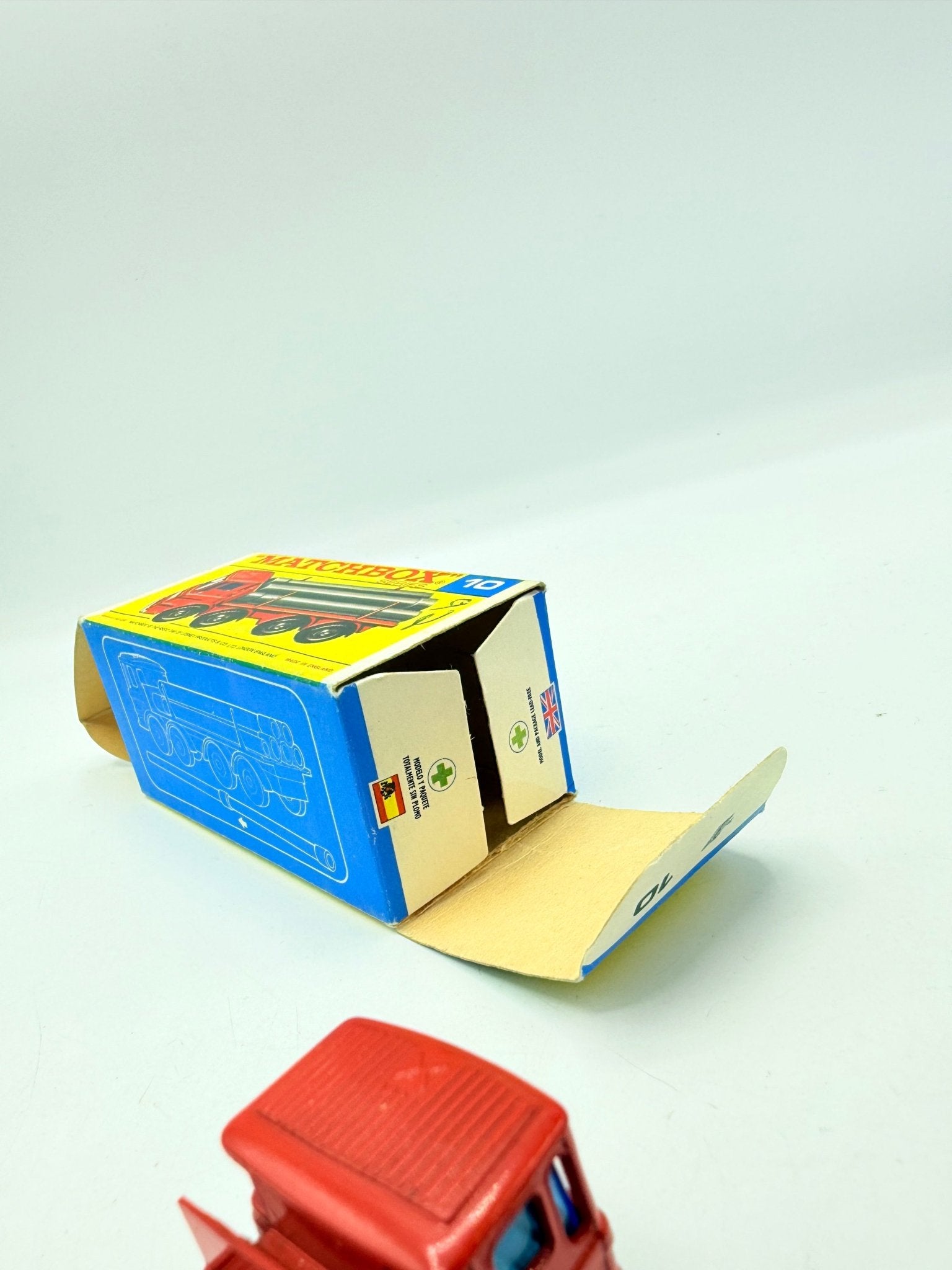 Matchbox Lesney 10d Leyland Pipe Truck Pipes On Sprue & F Box - Magic Matchbox