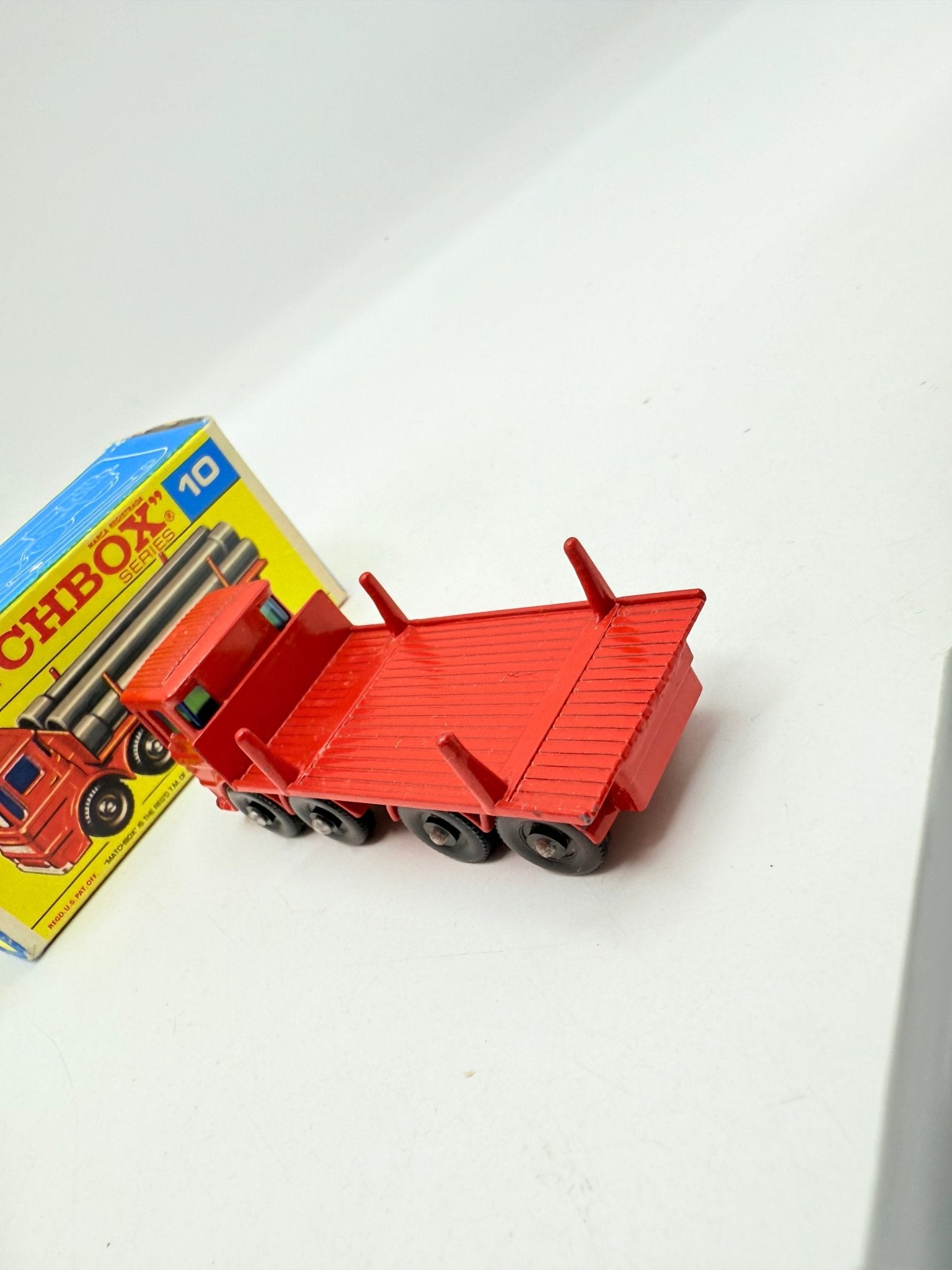 Matchbox Lesney 10d Leyland Pipe Truck Pipes On Sprue & F Box - Magic Matchbox