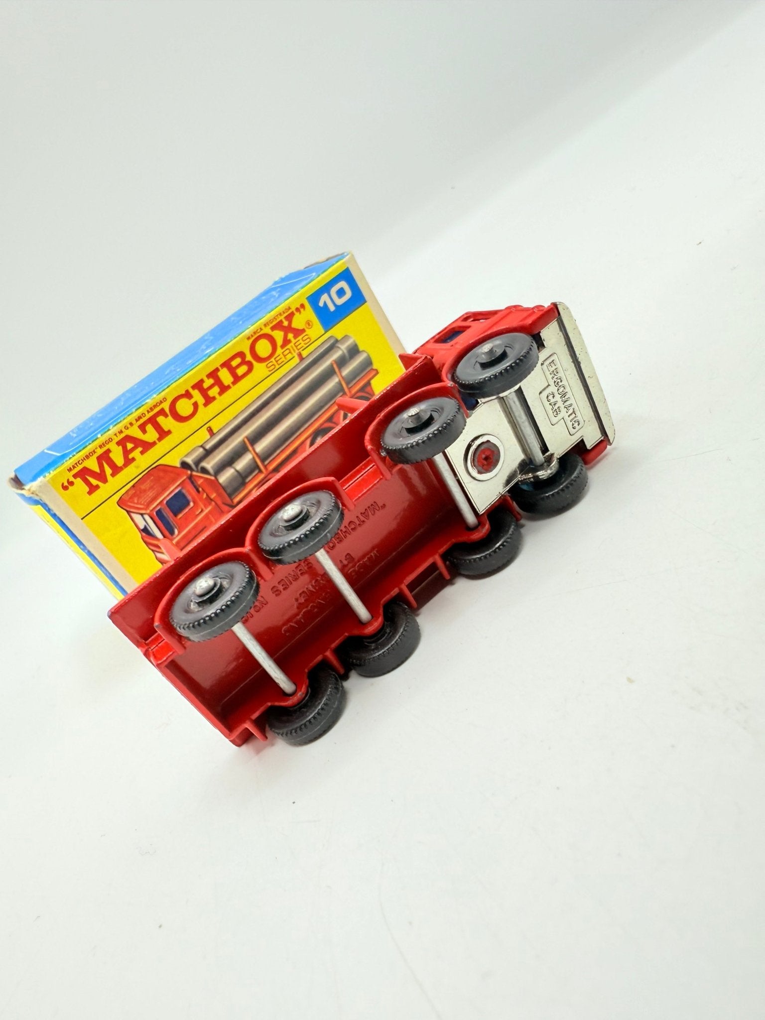 Matchbox Lesney 10d Leyland Pipe Truck Pipes On Sprue & F Box - Magic Matchbox
