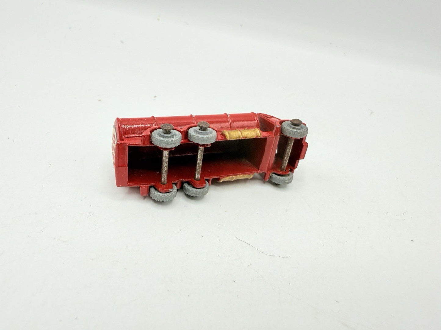 Matchbox Lesney 11a ERF Tanker in Red - Magic Matchbox