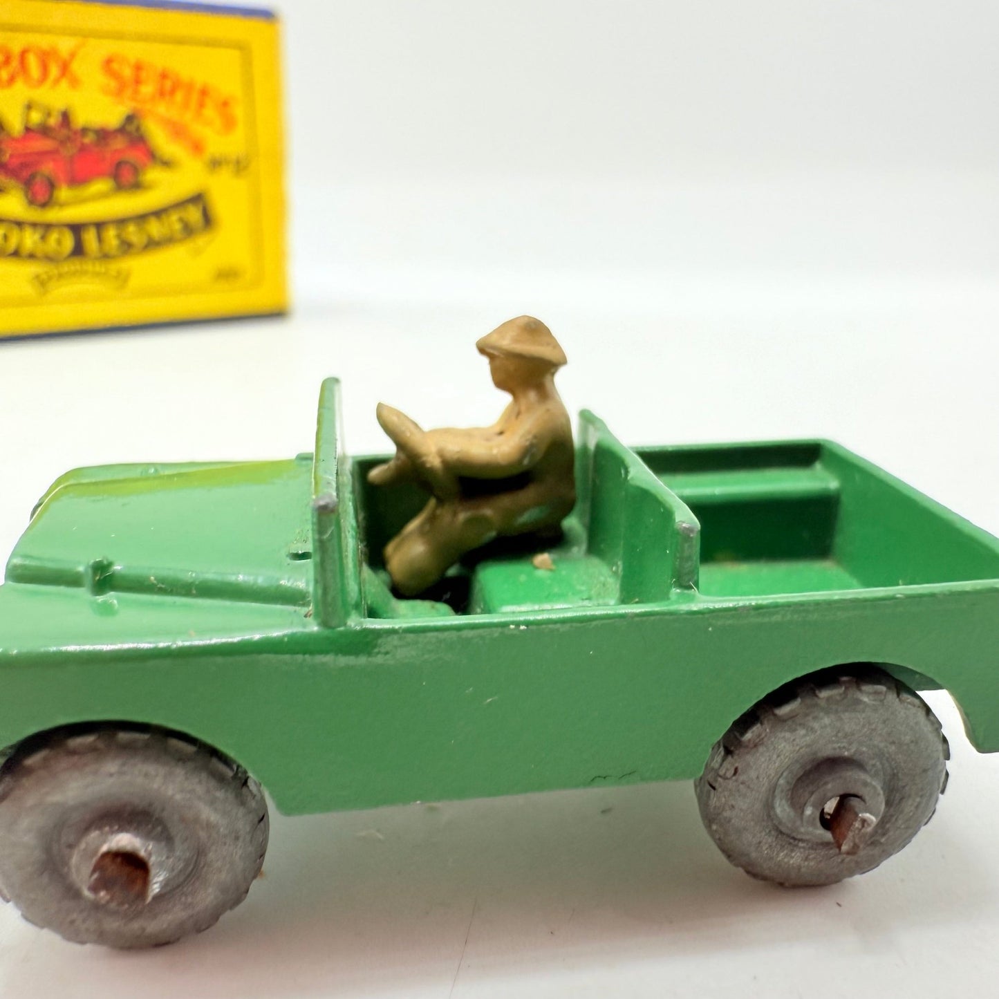 Matchbox Lesney 12a Land Rover MW - Magic Matchbox