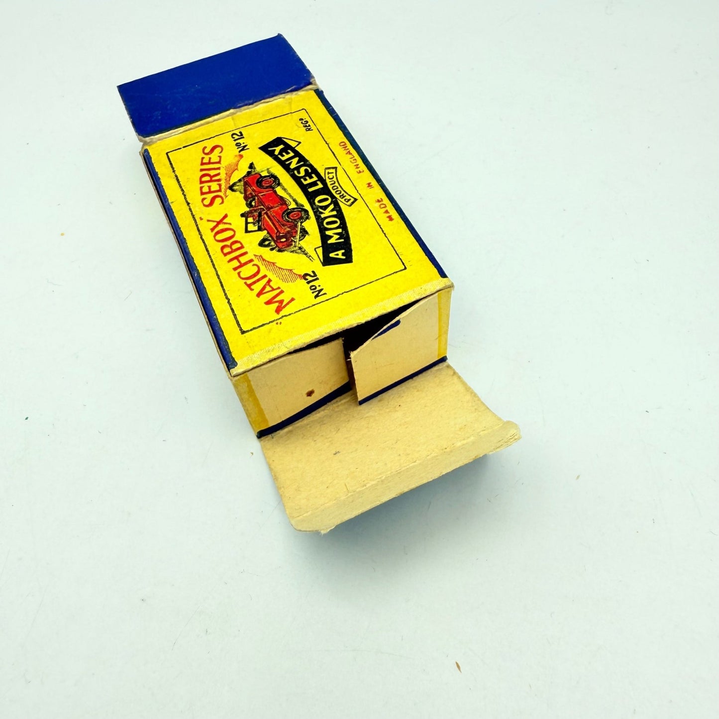 Matchbox Lesney 12a Land Rover MW - Magic Matchbox