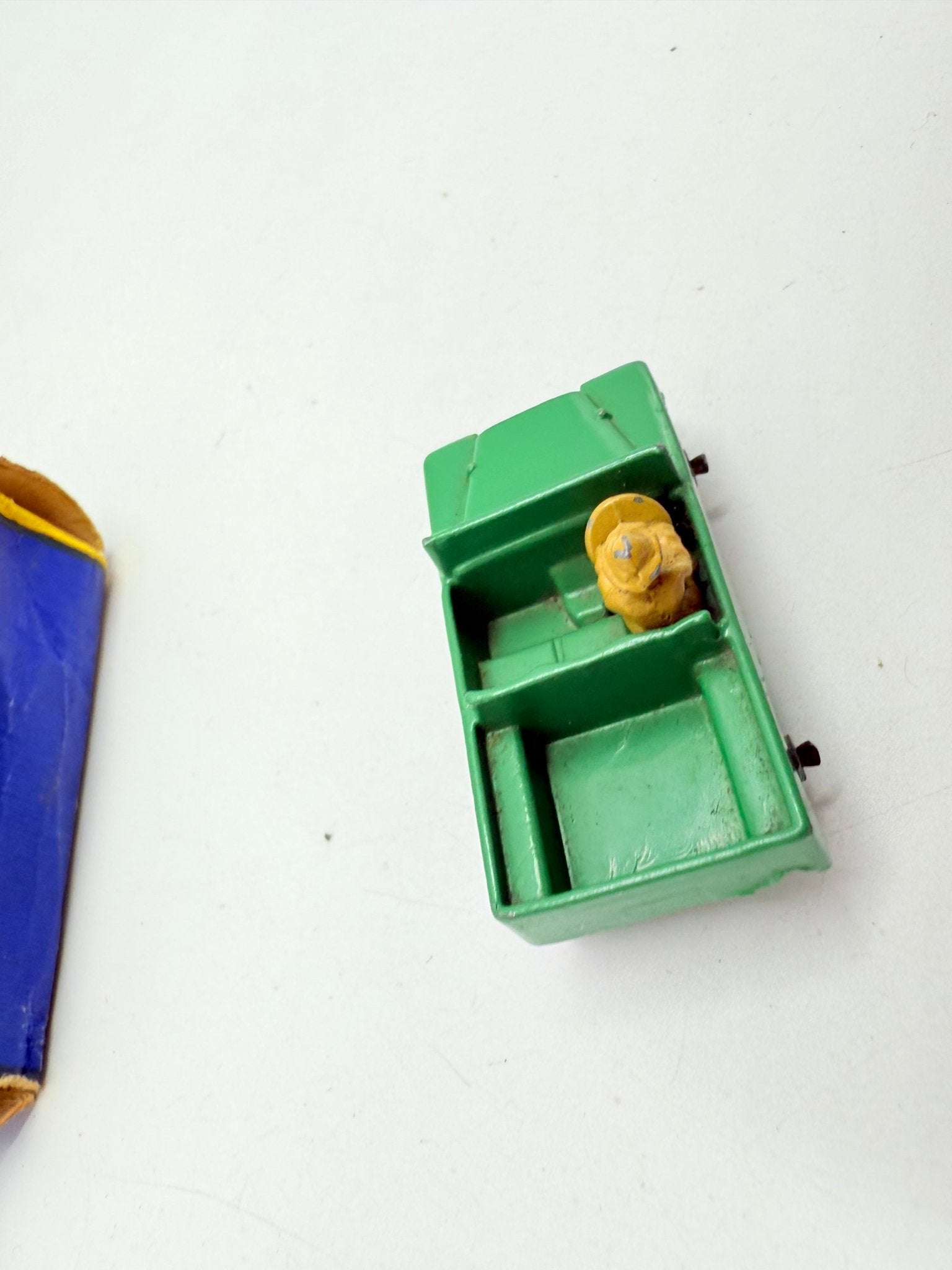 Matchbox Lesney 12a Land Rover MW - Magic Matchbox