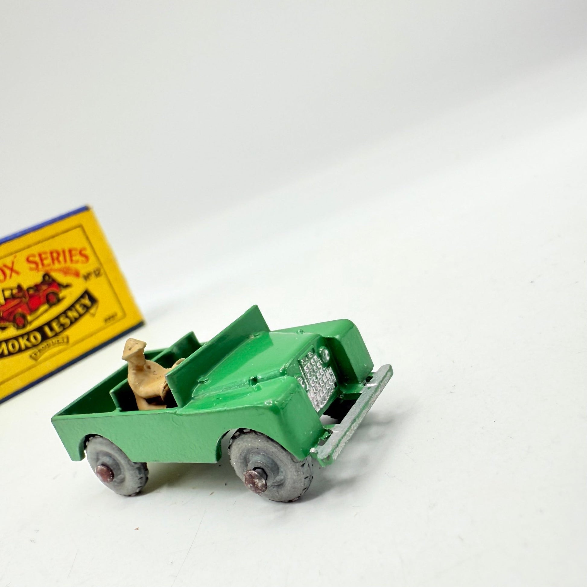 Matchbox Lesney 12a Land Rover MW - Magic Matchbox