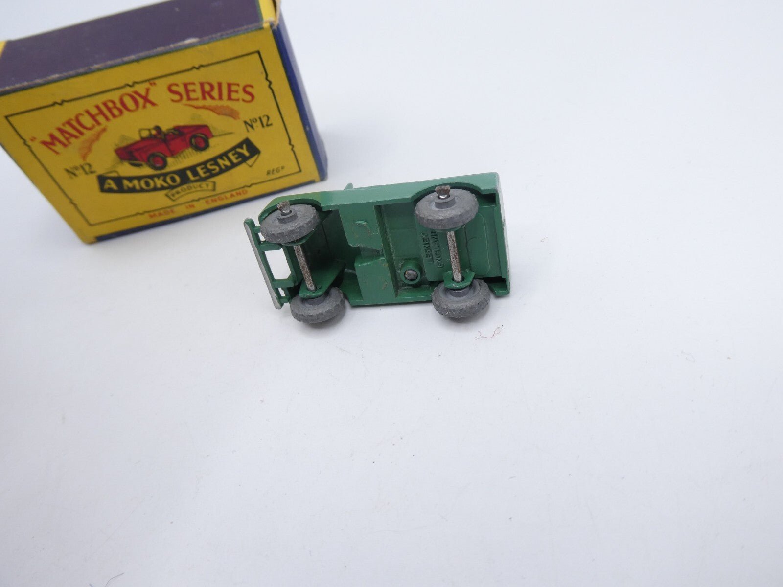 Matchbox Lesney 12a Land Rover MW - Magic Matchbox