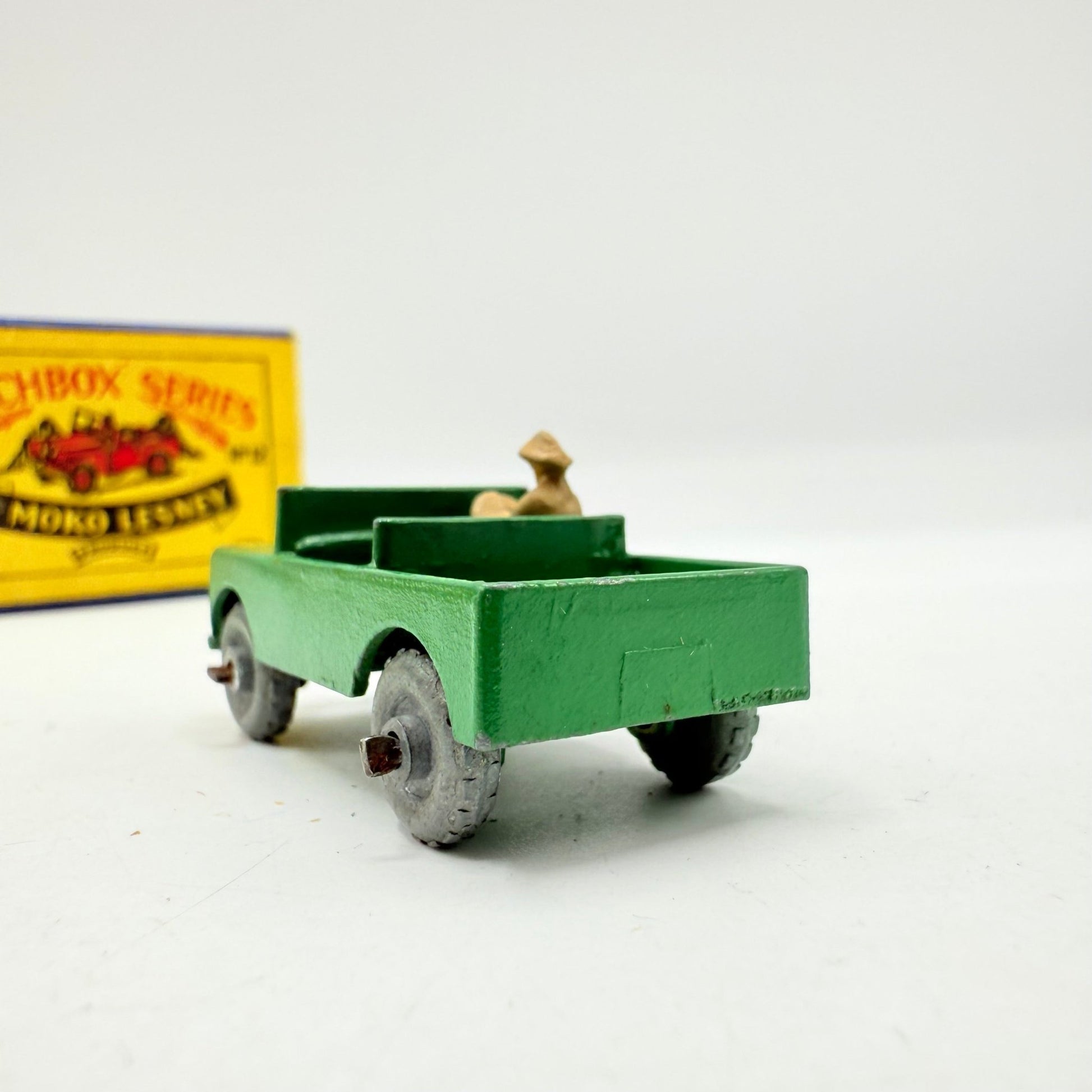 Matchbox Lesney 12a Land Rover MW - Magic Matchbox