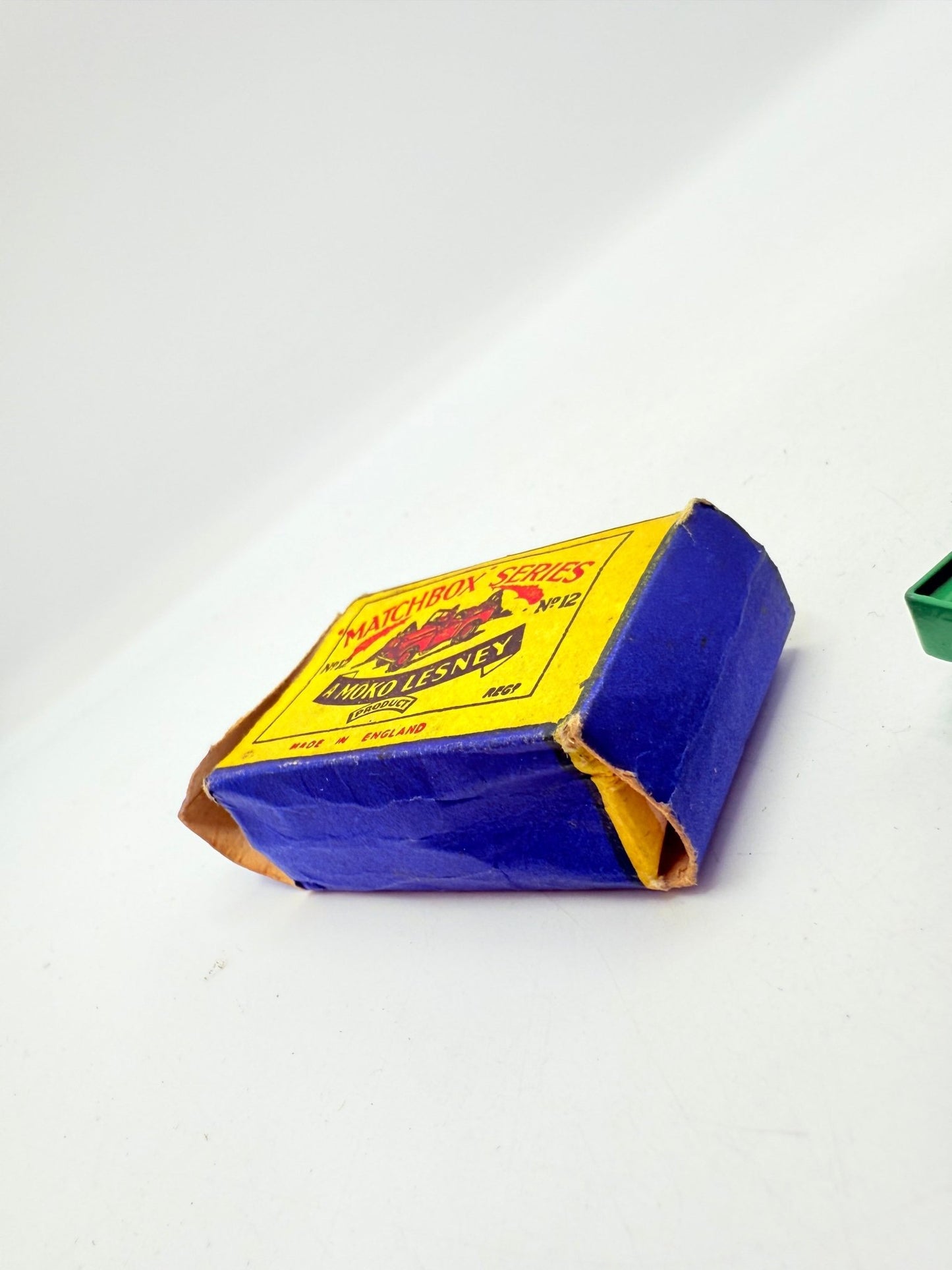 Matchbox Lesney 12a Land Rover MW - Magic Matchbox