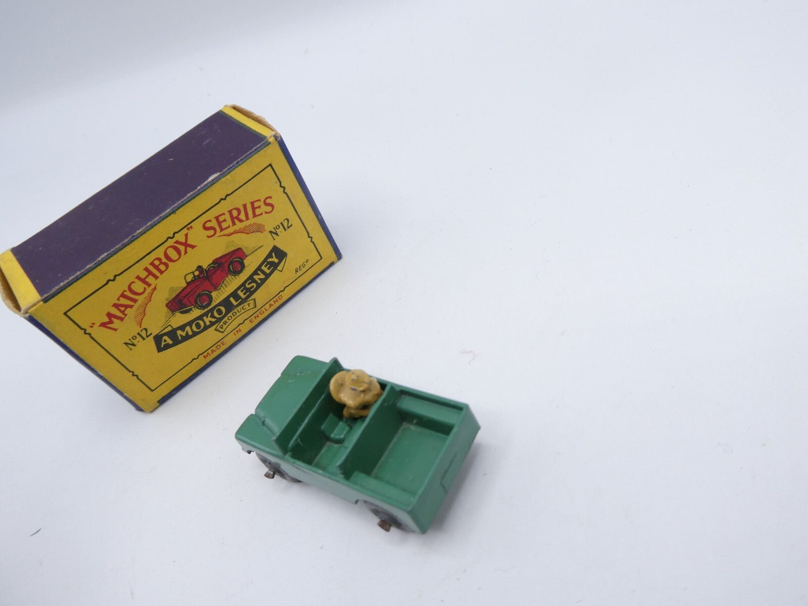 Matchbox Lesney 12a Land Rover MW - Magic Matchbox
