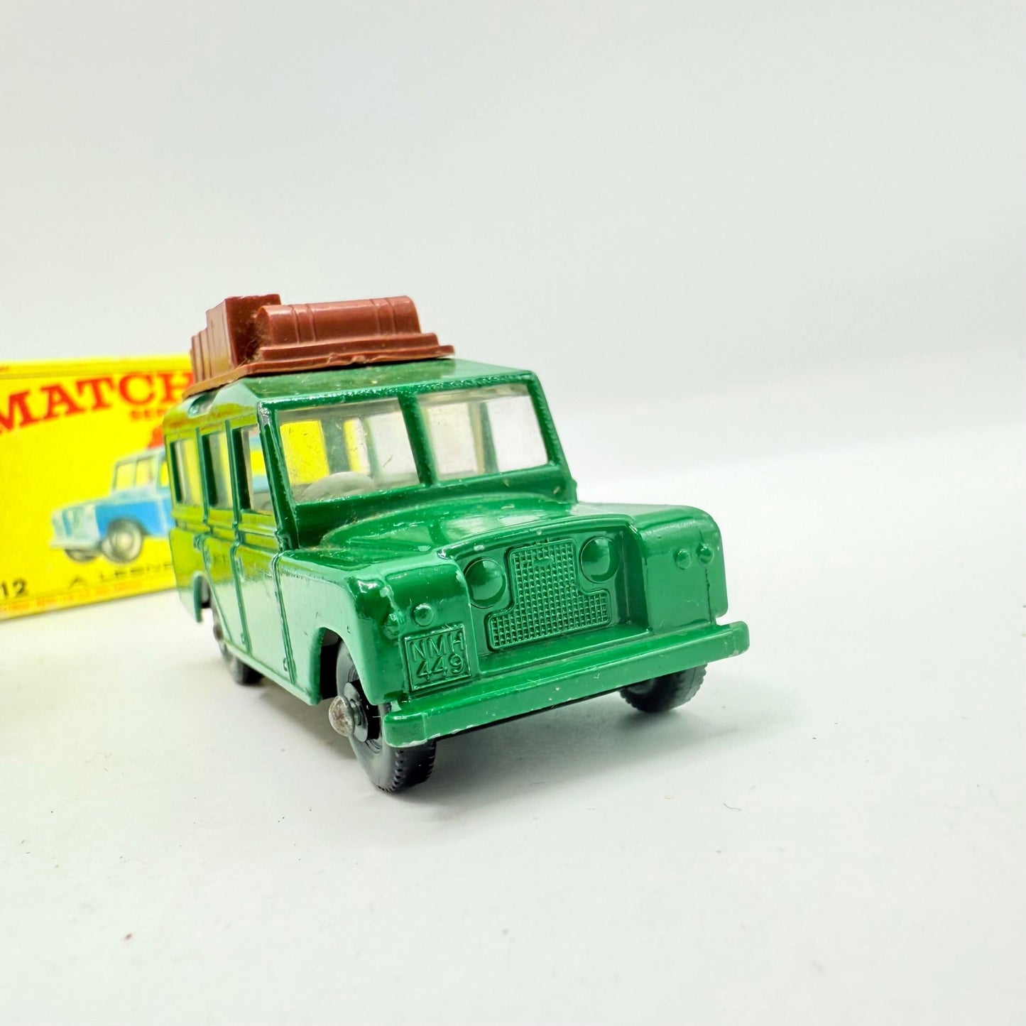 Matchbox Lesney 12c Land Rover Safari - Magic Matchbox