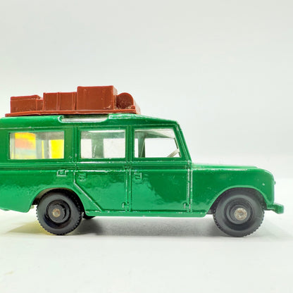 Matchbox Lesney 12c Land Rover Safari - Magic Matchbox