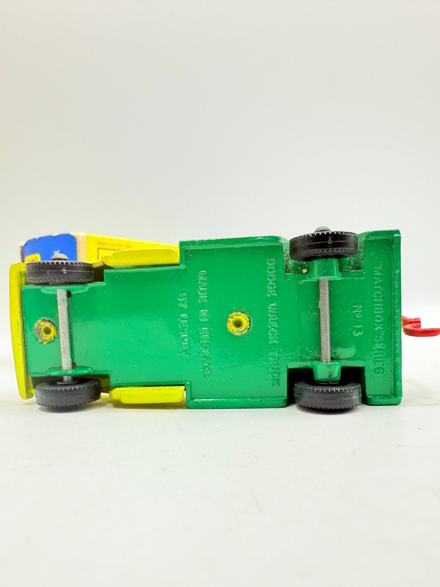 Matchbox Lesney 13d BP Dodge Wreck Truck - Magic Matchbox