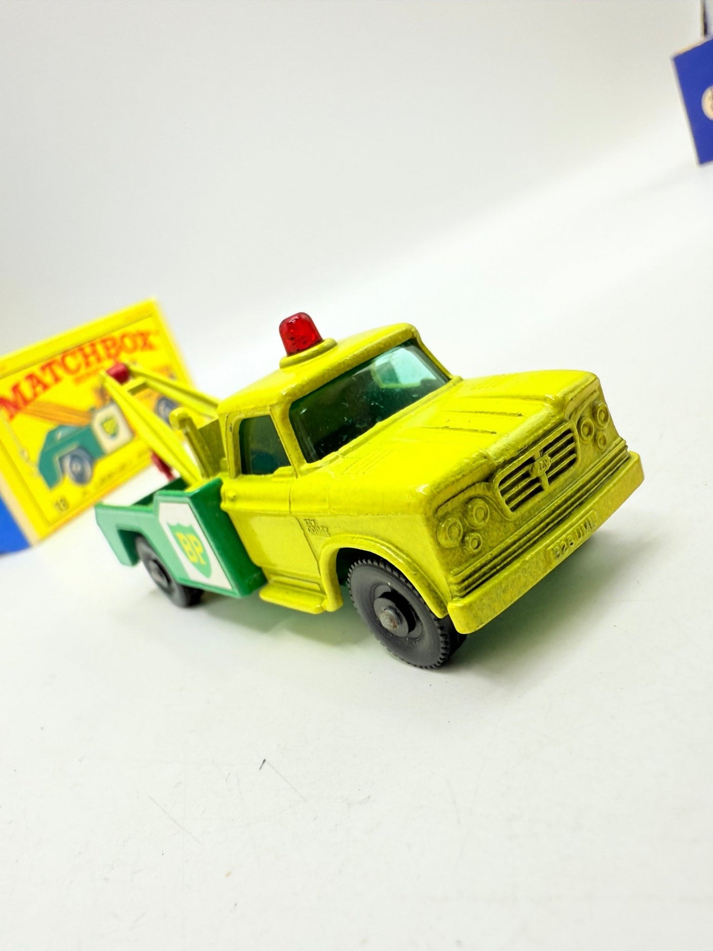 Matchbox Lesney 13d BP Dodge Wreck Truck - Magic Matchbox