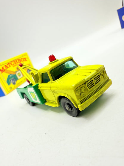 Matchbox Lesney 13d BP Dodge Wreck Truck - Magic Matchbox