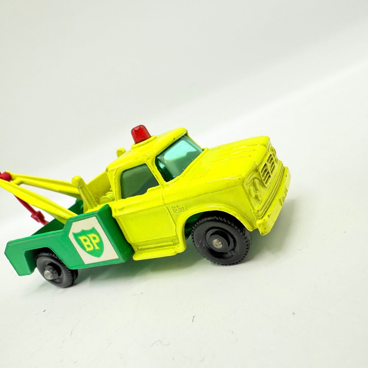 Matchbox Lesney 13d BP Dodge Wreck Truck Red Hook - Magic Matchbox