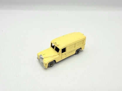 Matchbox Lesney 14b Daimler Ambulance MW Without Roof Decal Unboxed Model - Magic Matchbox