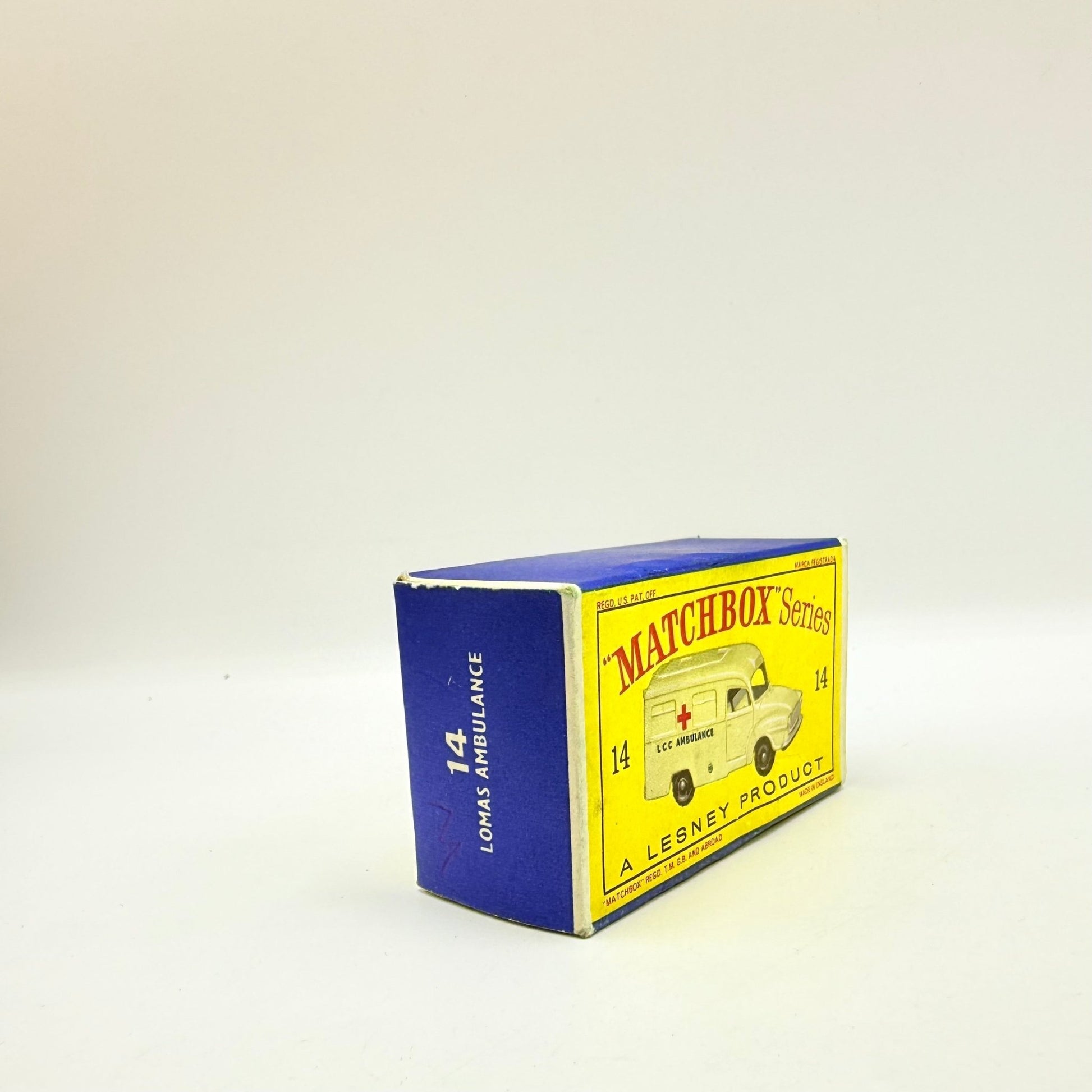 Matchbox Lesney 14c Bedford Lomas Ambulance BPW - Magic Matchbox