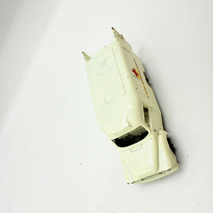 Matchbox Lesney 14c Bedford Lomas Ambulance BPW - Magic Matchbox