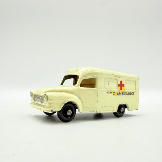 Matchbox Lesney 14c Bedford Lomas Ambulance BPW - Magic Matchbox