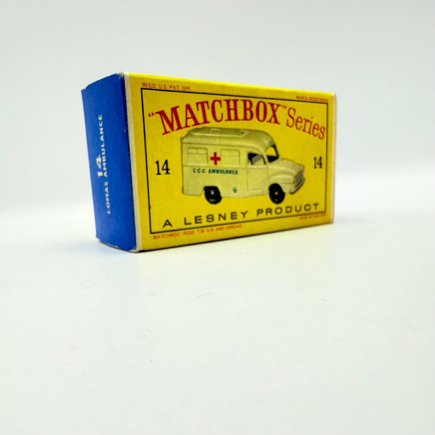 Matchbox Lesney 14c Bedford Lomas Ambulance BPW - Magic Matchbox