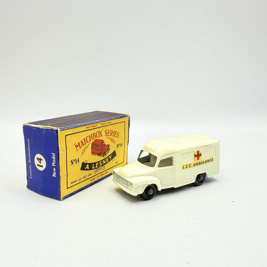 Matchbox Lesney 14c Bedford Lomas Ambulance BPW - Magic Matchbox