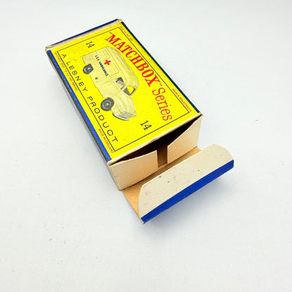 Matchbox Lesney 14c Lomas Ambulance SPW CRISS - CROSS Roof - Magic Matchbox