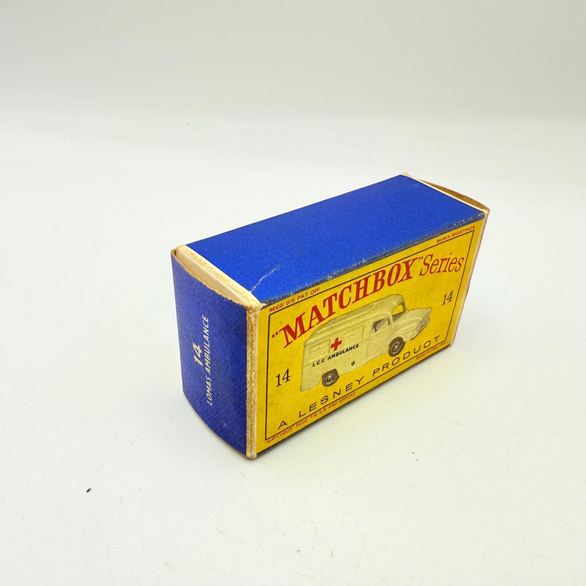 Matchbox Lesney 14c Lomas Ambulance SPW CRISS - CROSS Roof - Magic Matchbox