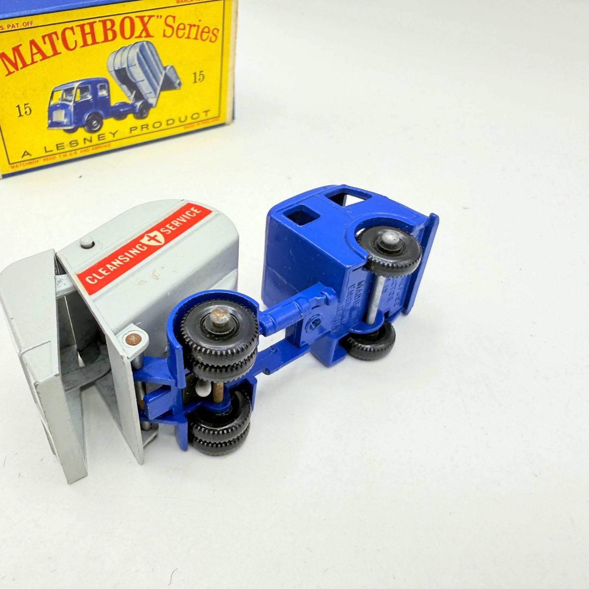 Matchbox Lesney 15c Dennis Refuse Truck - Magic Matchbox