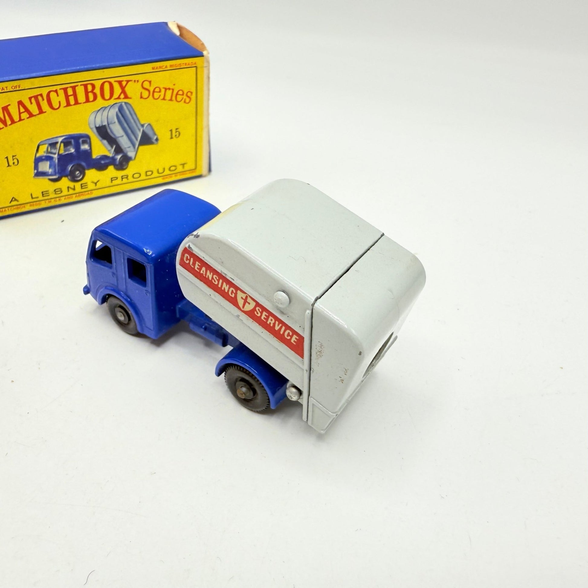 Matchbox Lesney 15c Dennis Refuse Truck - Magic Matchbox