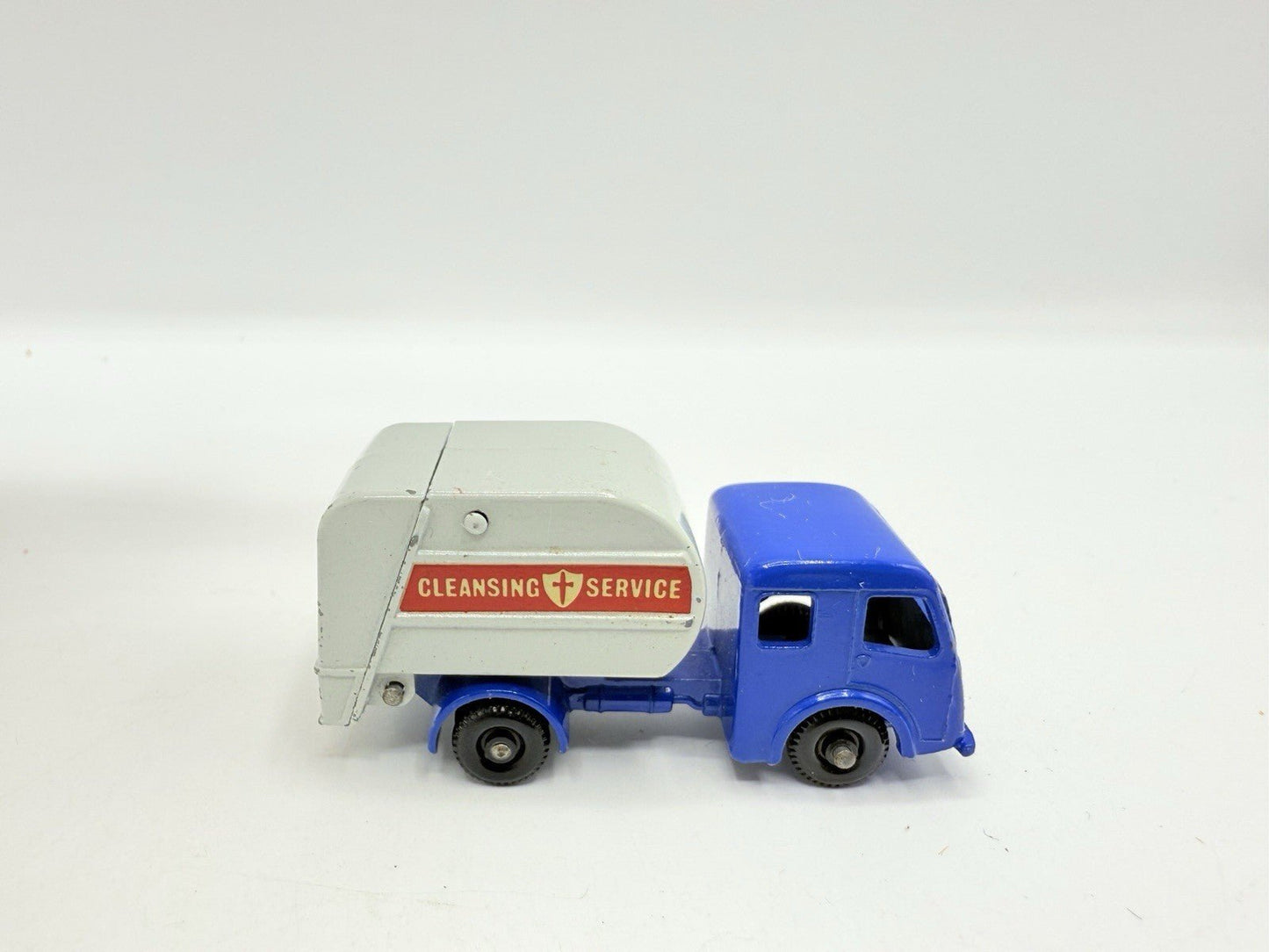Matchbox Lesney 15c Dennis Tippax Refuse Collector - Magic Matchbox