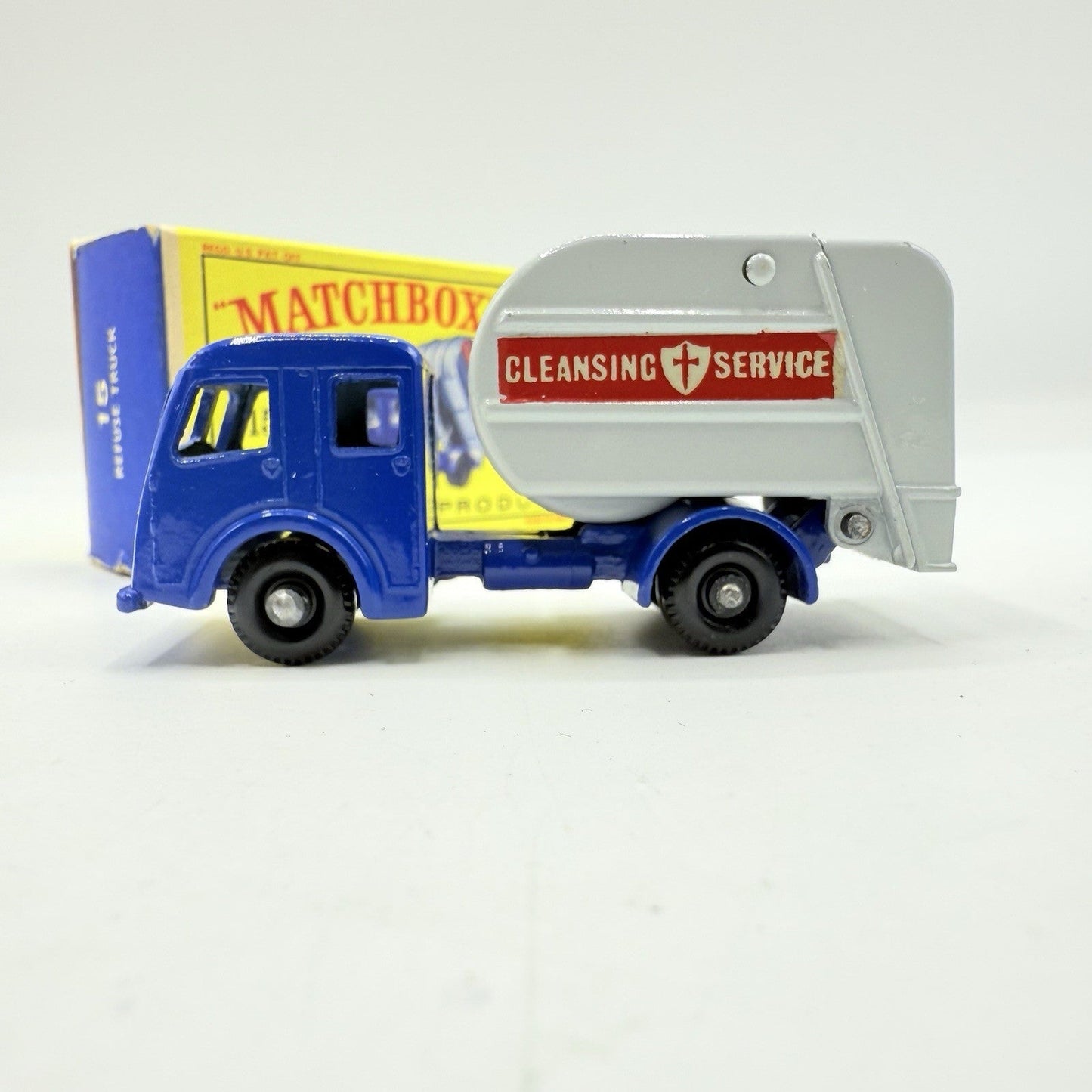 Matchbox Lesney 15c Dennis Tippax Refuse Collector - Magic Matchbox