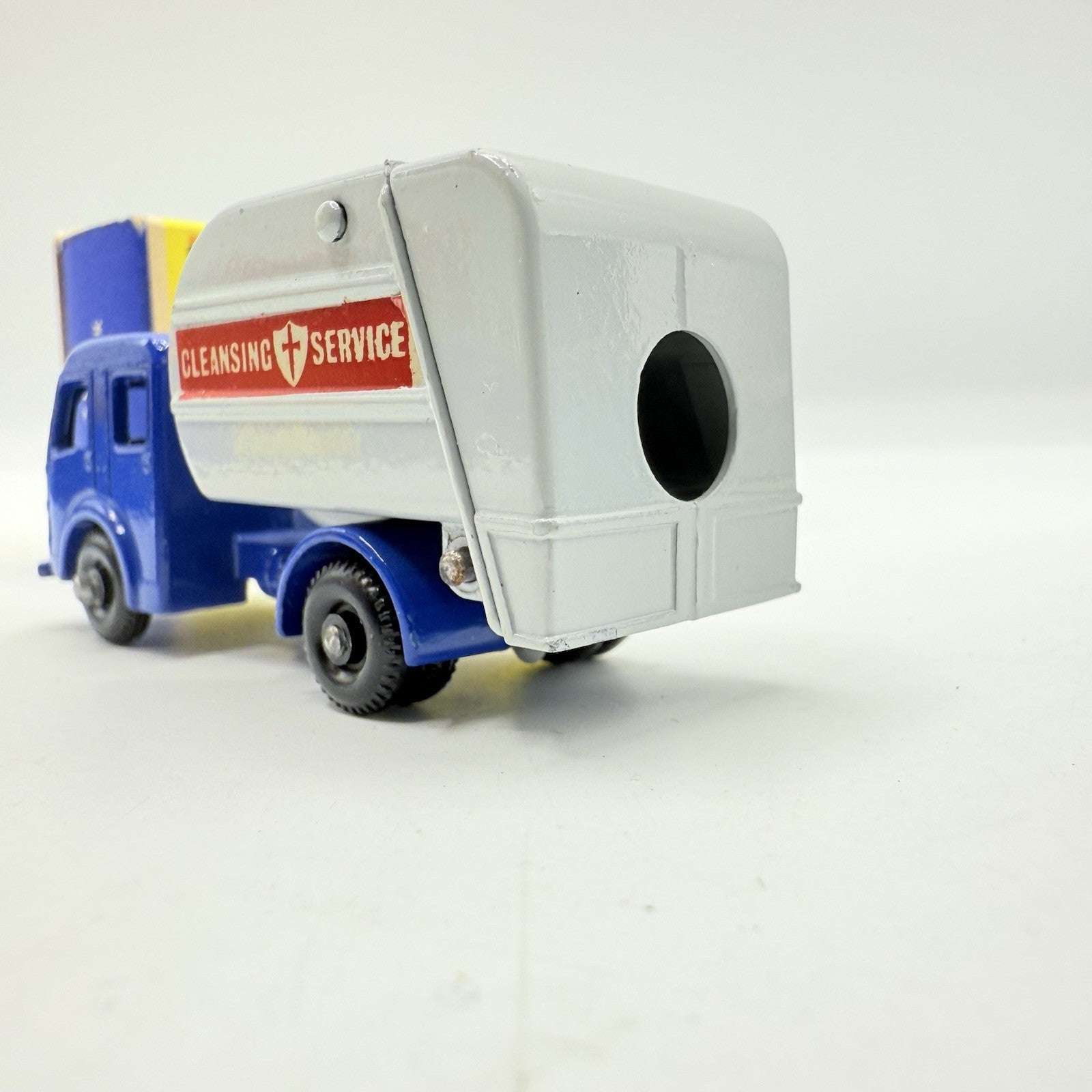 Matchbox Lesney 15c Dennis Tippax Refuse Collector - Magic Matchbox