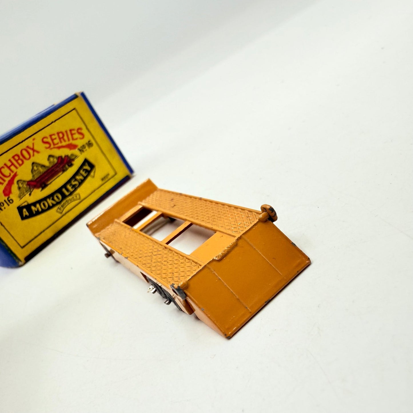 Matchbox Lesney 16a Transporter Trailer - Magic Matchbox