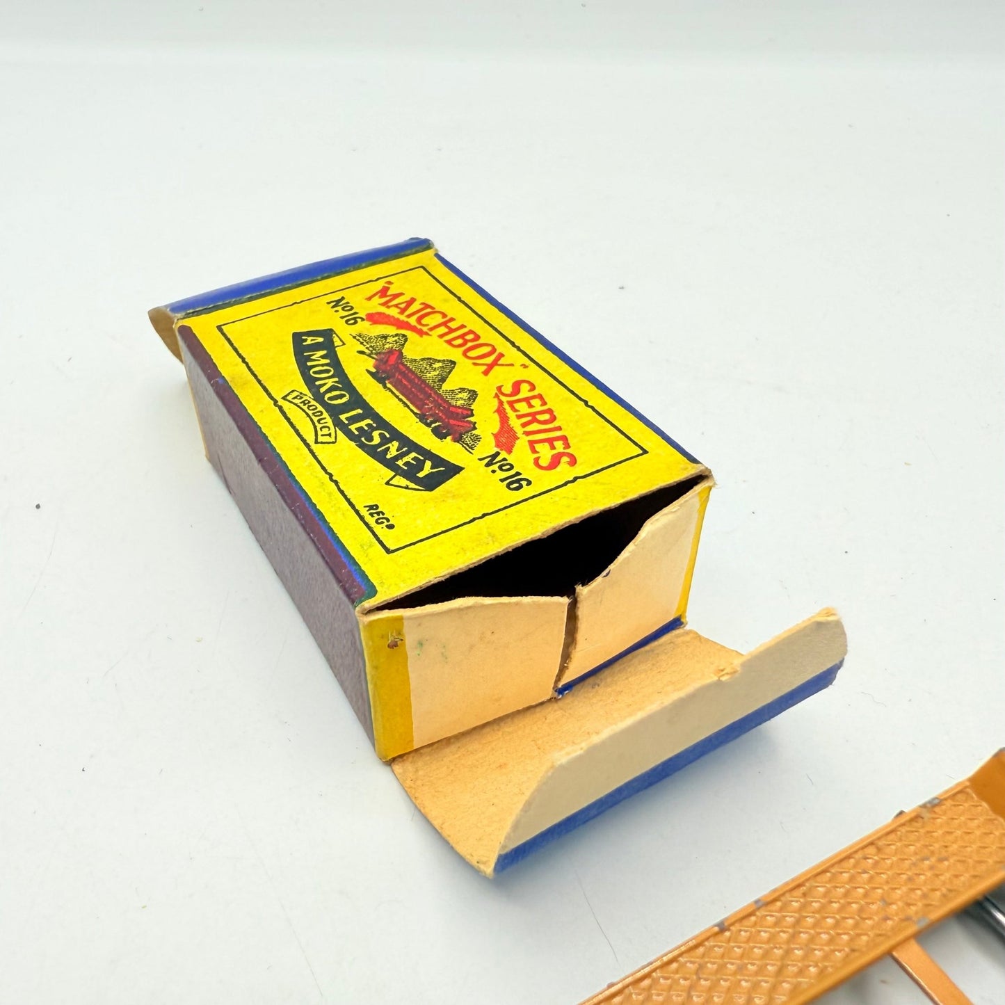 Matchbox Lesney 16a Transporter Trailer - Magic Matchbox