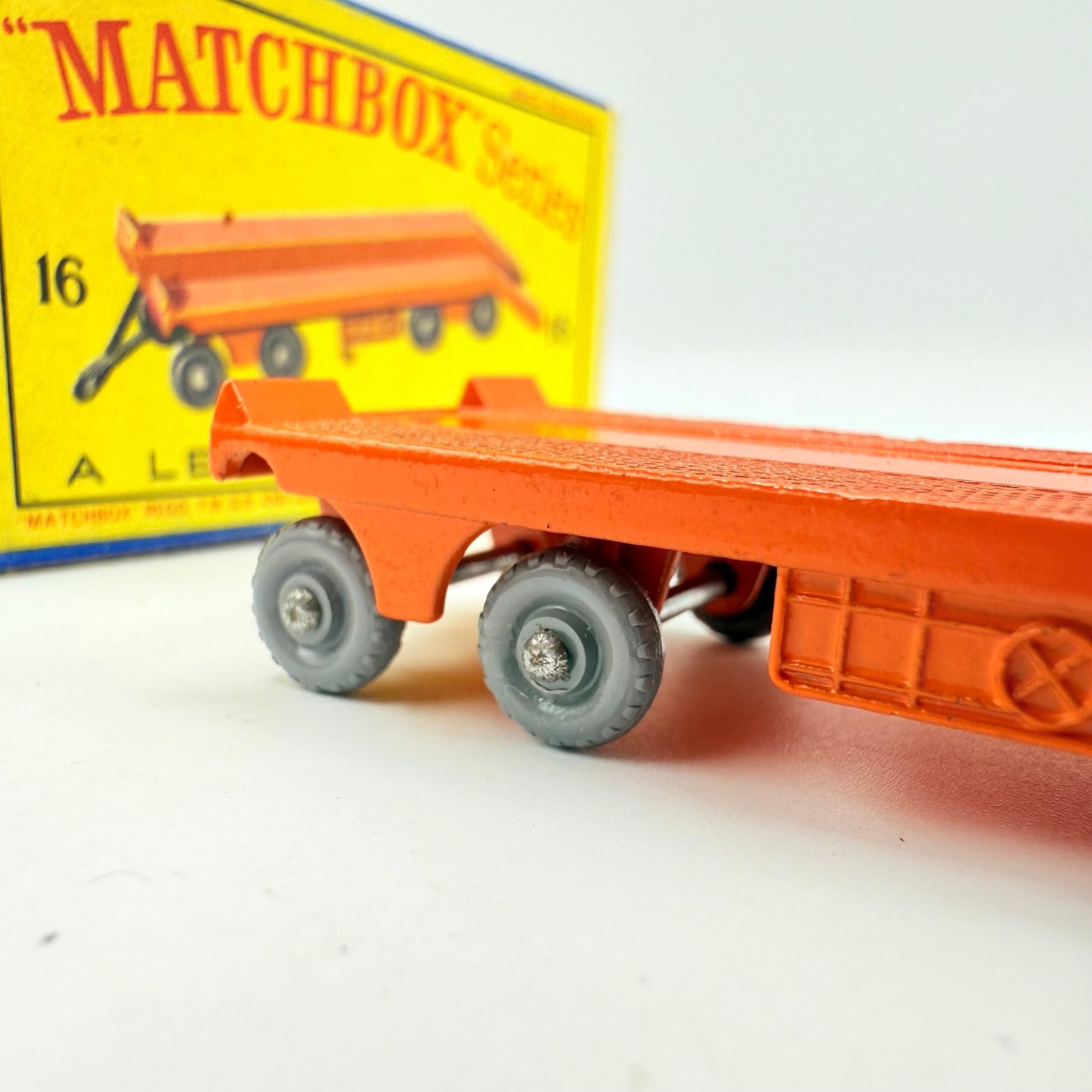 Matchbox Lesney 16b Atlantic Super Trailer GREY PLASTIC WHEELS - Magic Matchbox