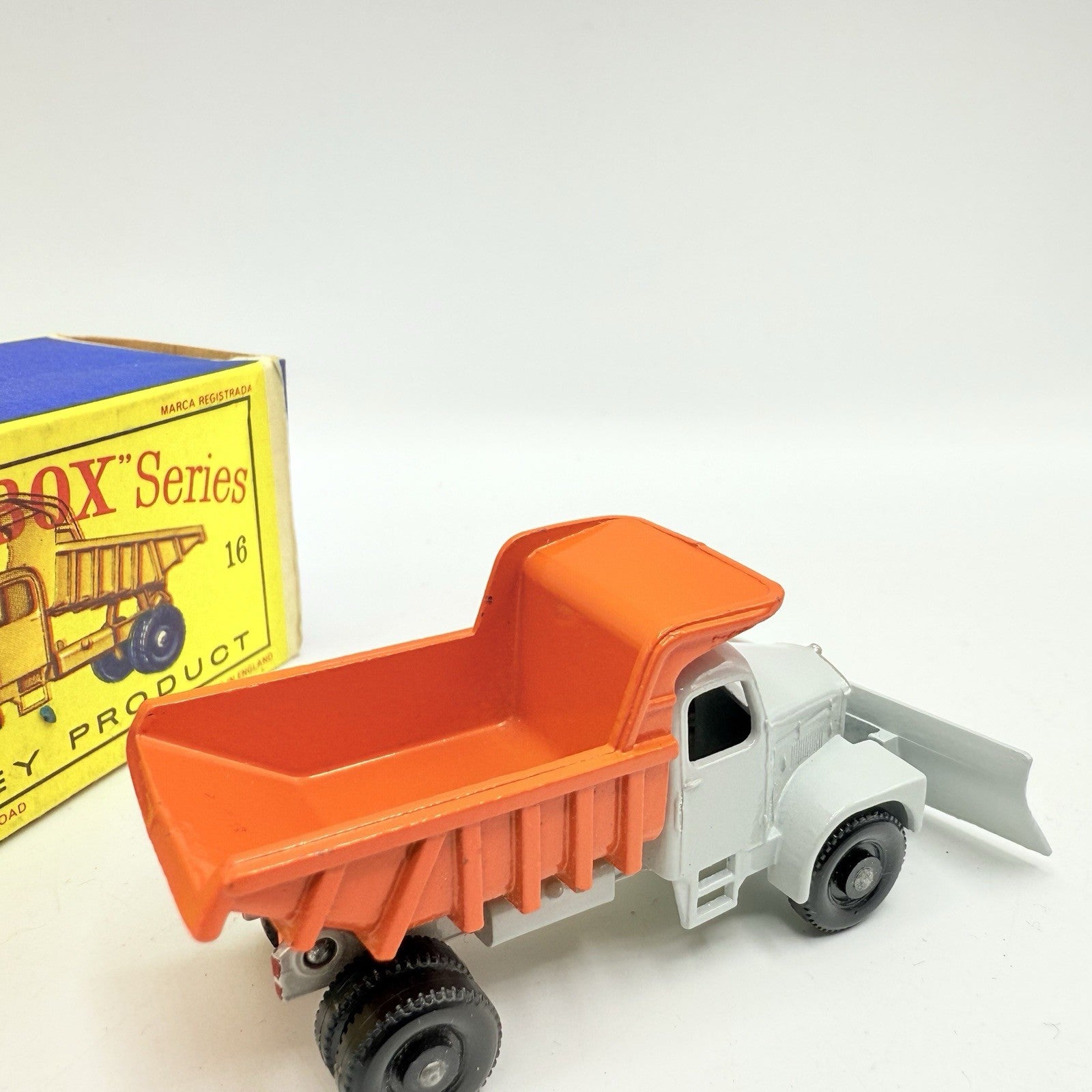Matchbox Lesney 16c Scammell Snow Plough Original Boxed Model - Magic Matchbox