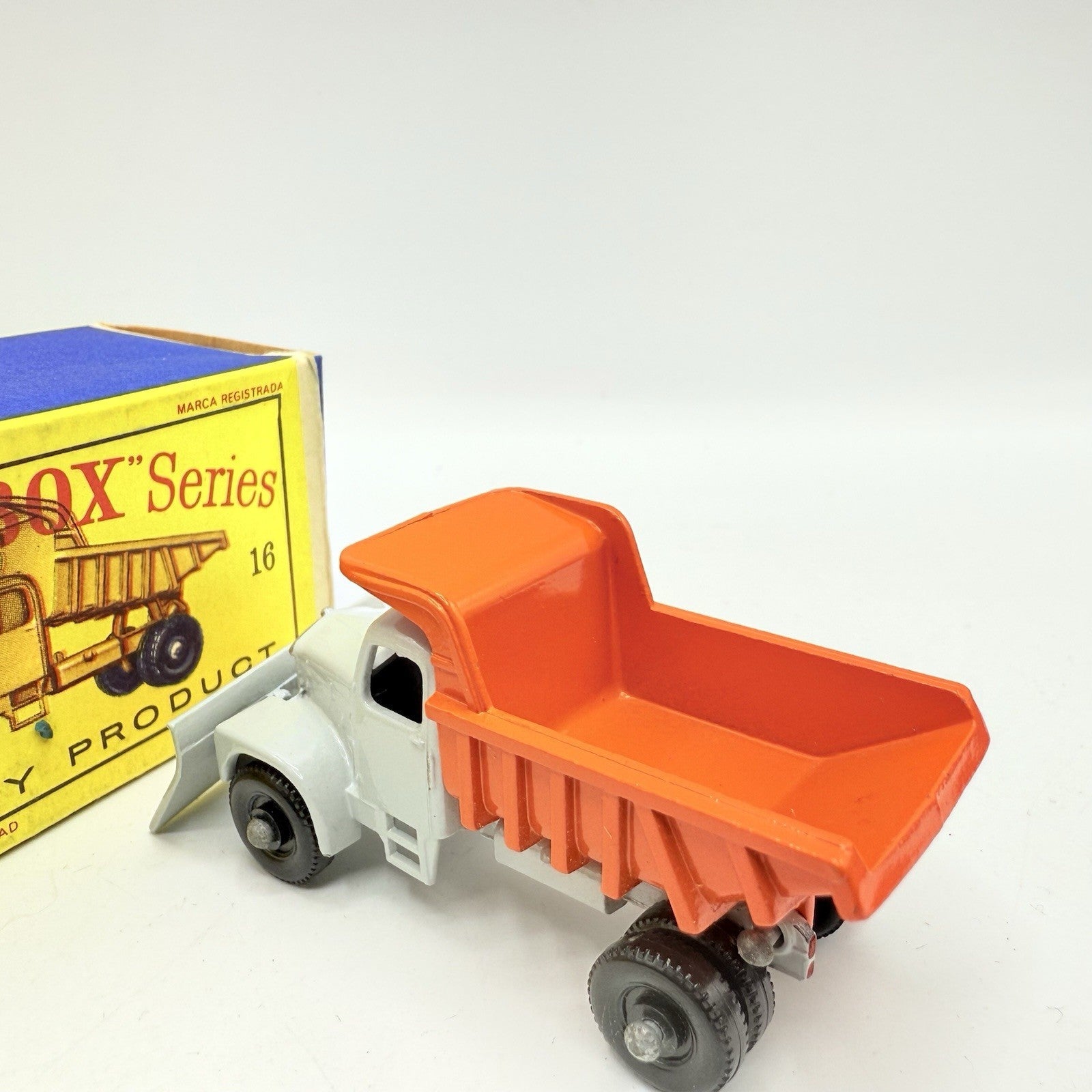 Matchbox Lesney 16c Scammell Snow Plough Original Boxed Model - Magic Matchbox
