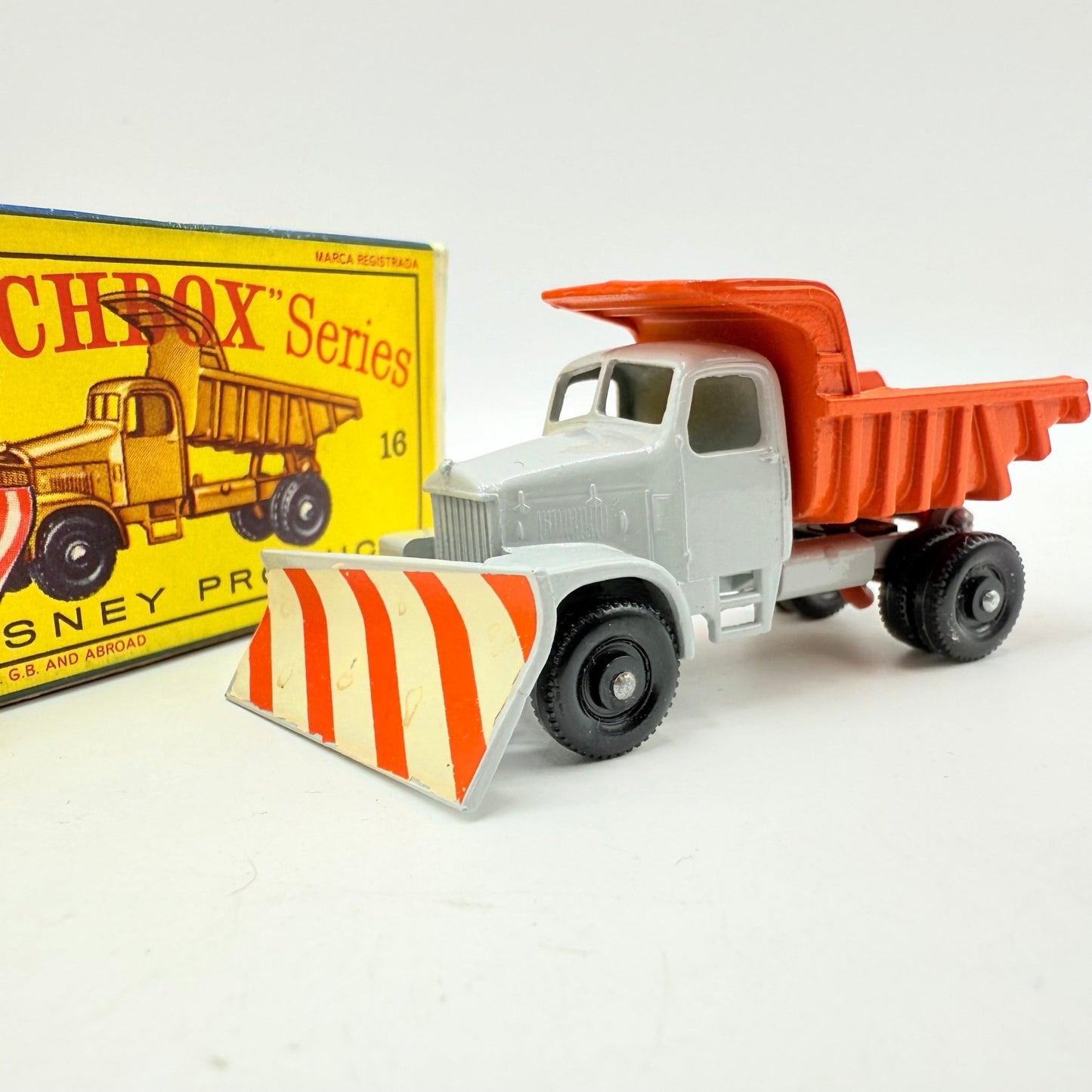 Matchbox Lesney 16c Snow Plough - Magic Matchbox