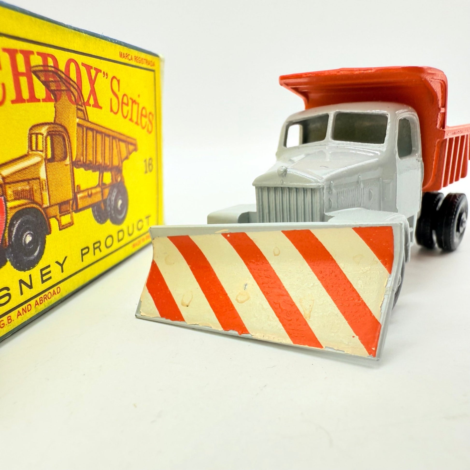 Matchbox Lesney 16c Snow Plough - Magic Matchbox
