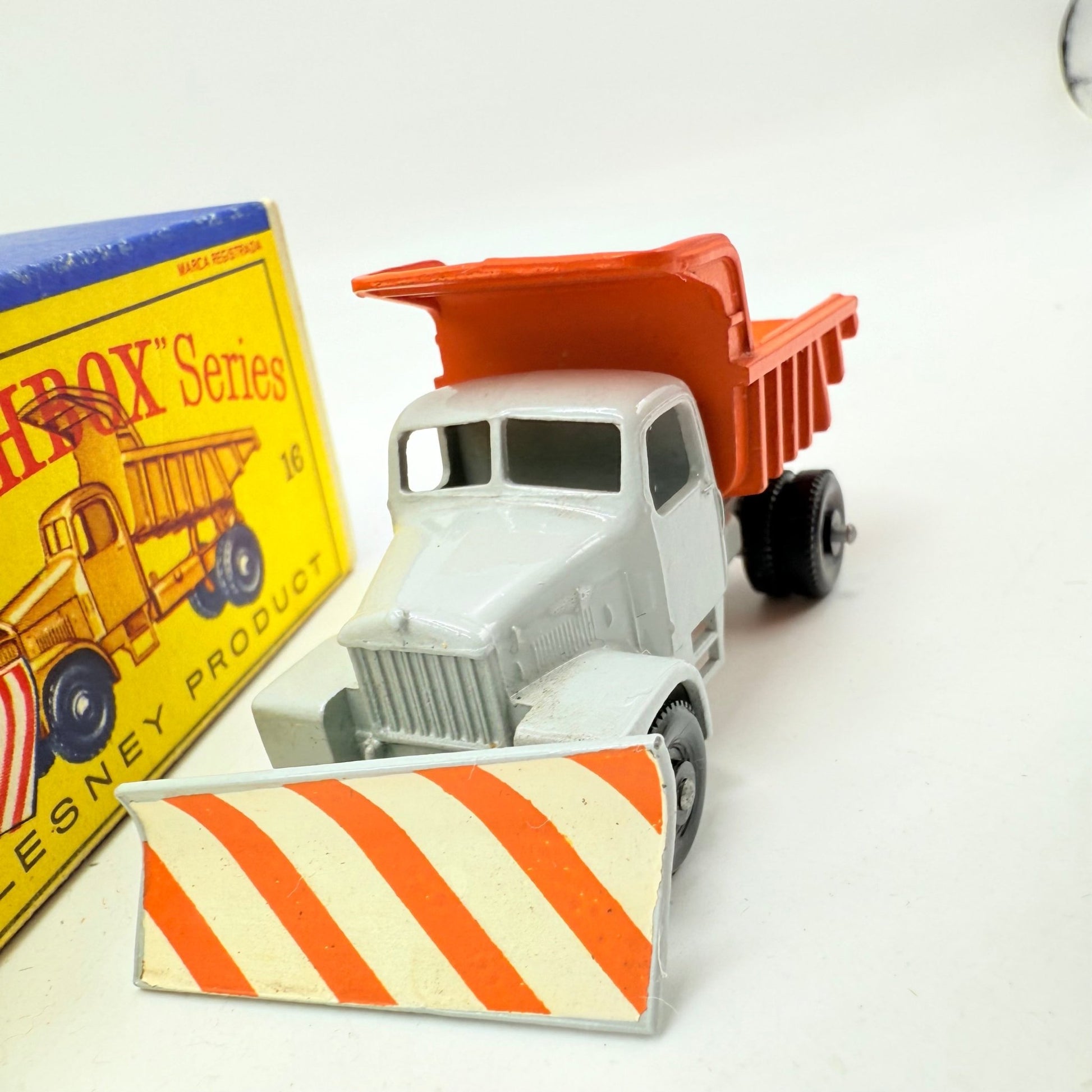 Matchbox Lesney 16c Snow Plough - Magic Matchbox
