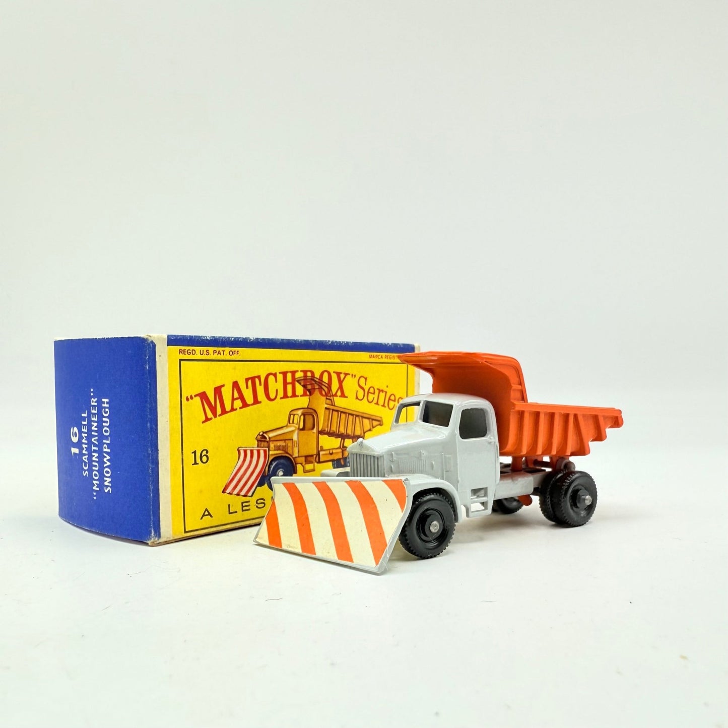 Matchbox Lesney 16c Snow Plough - Magic Matchbox