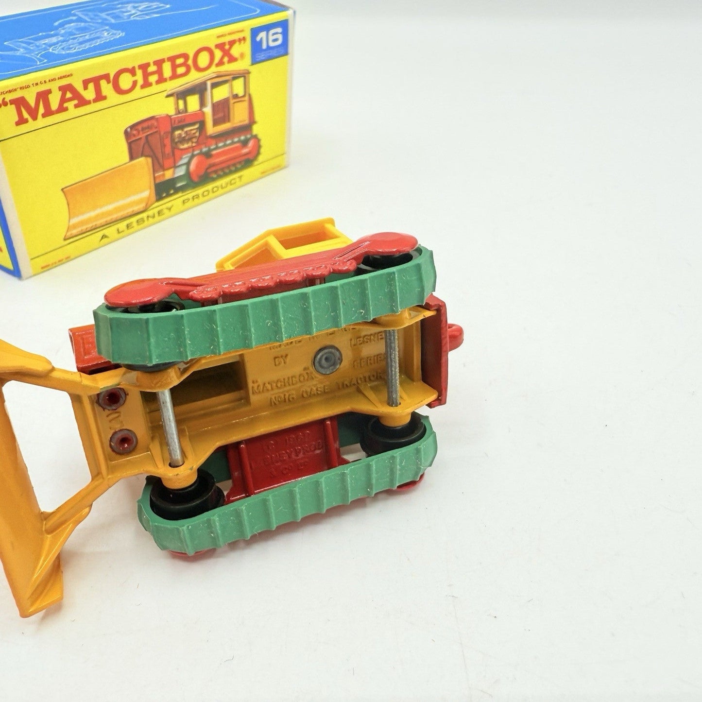 Matchbox Lesney 16d Case Tractor Good Tracks - Magic Matchbox