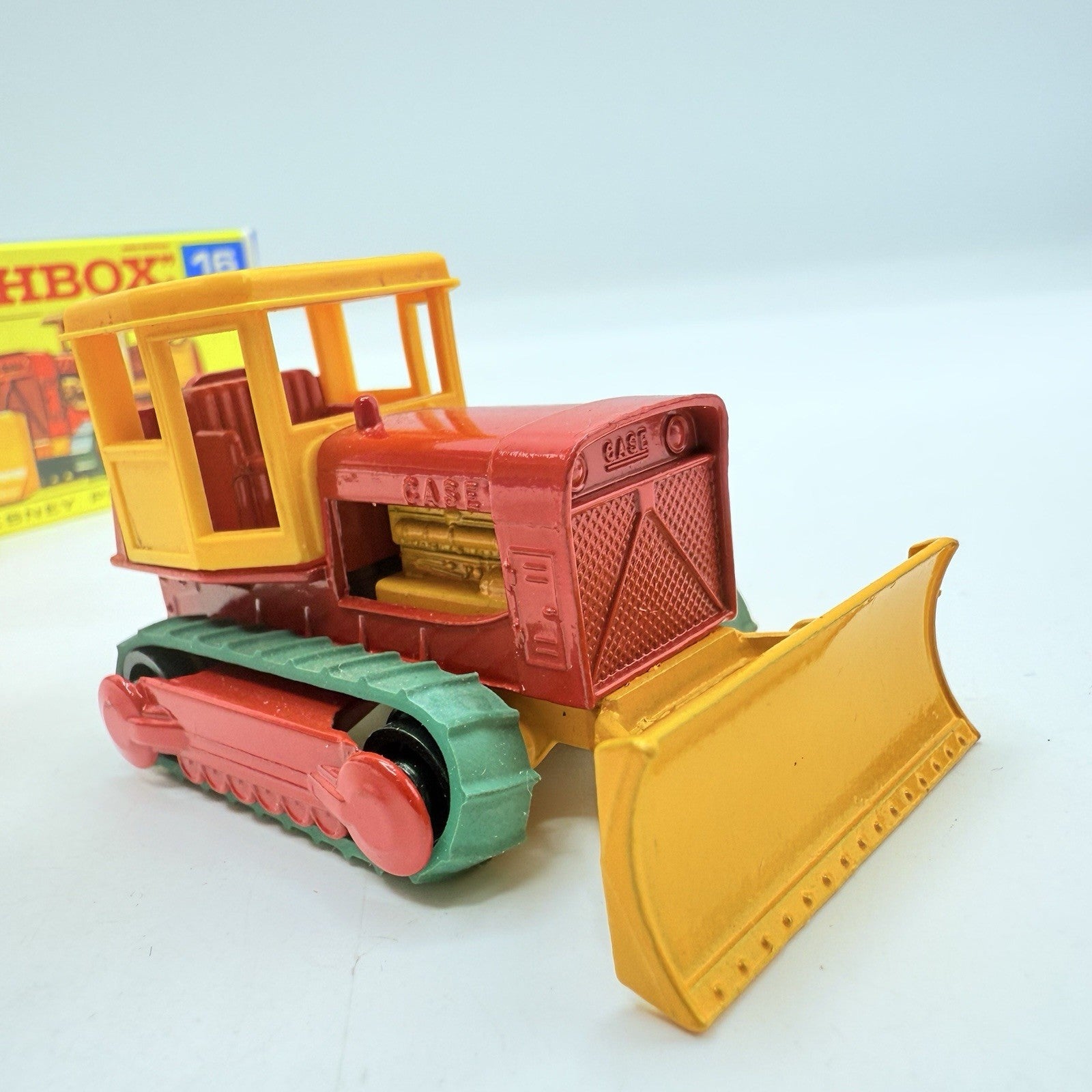 Matchbox Lesney 16d Case Tractor Good Tracks - Magic Matchbox