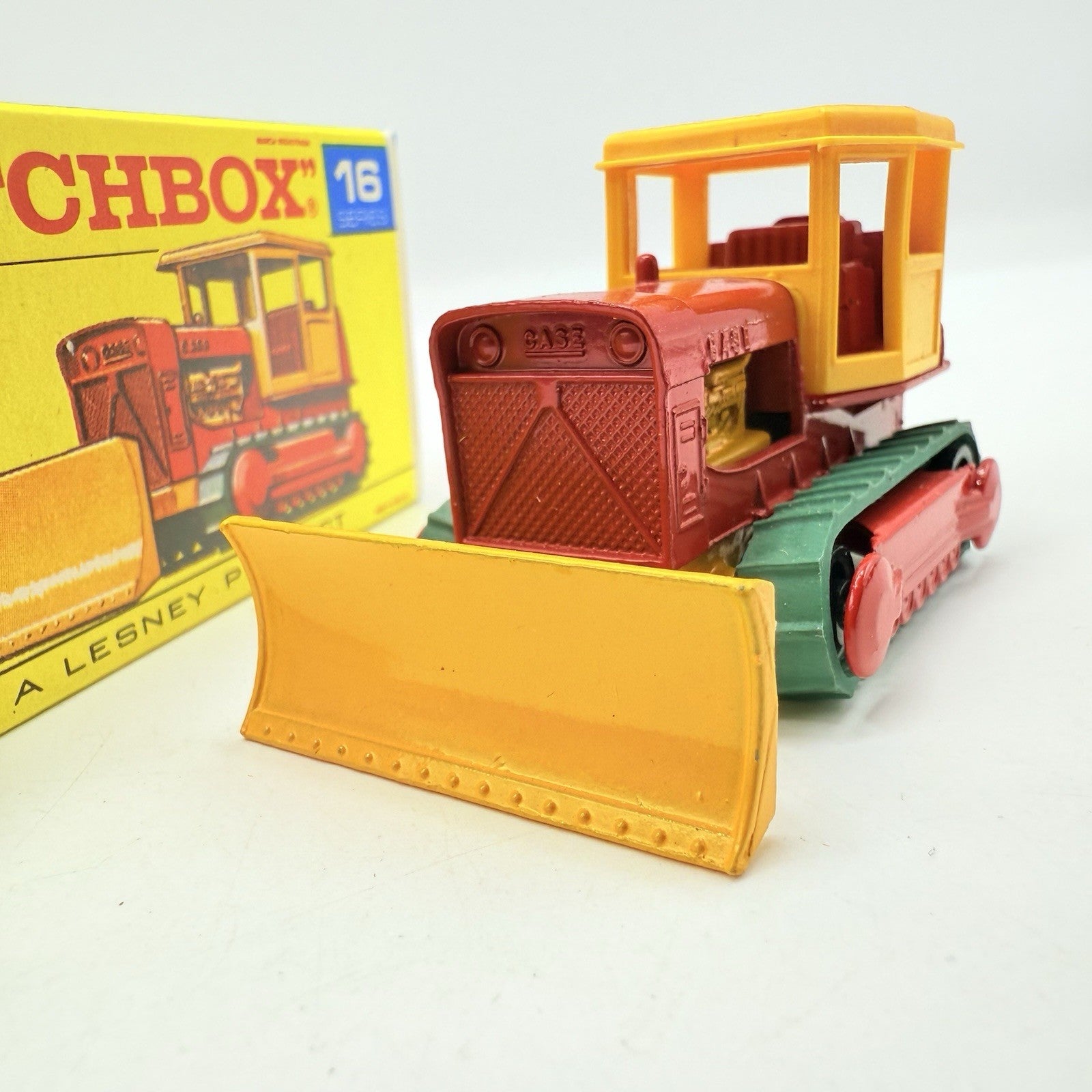 Matchbox Lesney 16d Case Tractor Good Tracks - Magic Matchbox