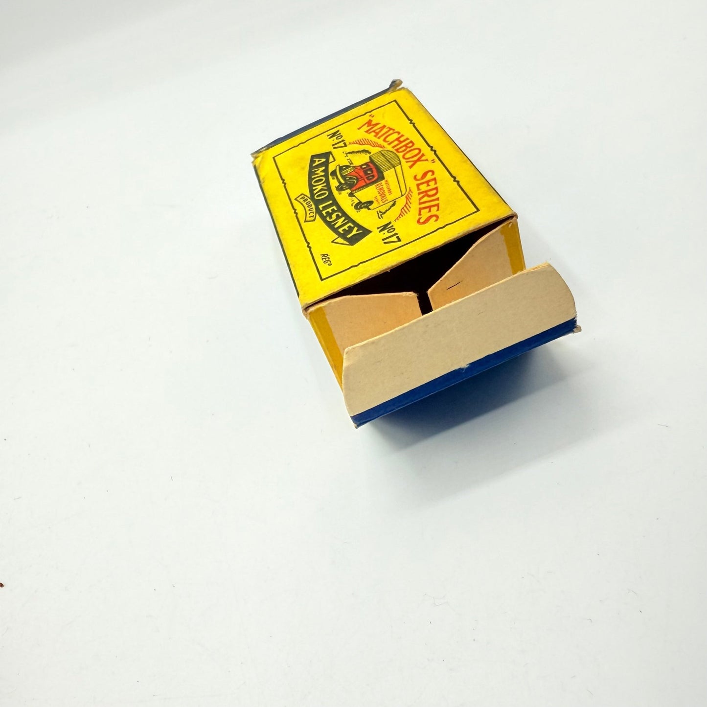 Matchbox Lesney 17a or 17b Bedford Removal Van Truck Box B2 - Magic Matchbox