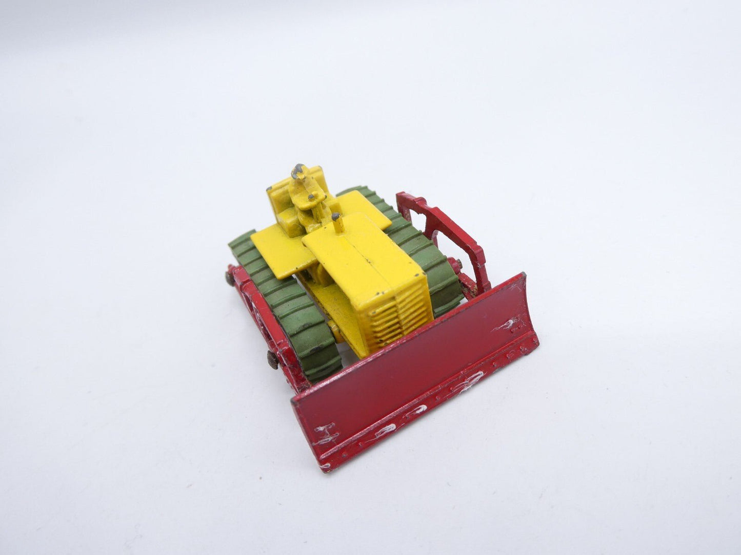 Matchbox Lesney 18a Caterpillar Bulldozer Metal Rollers - Magic Matchbox