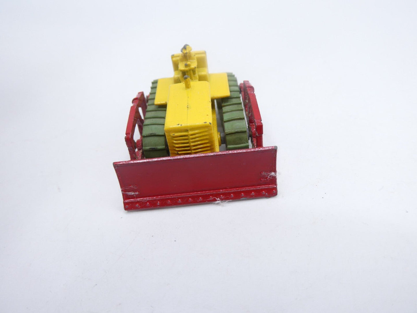 Matchbox Lesney 18a Caterpillar Bulldozer Metal Rollers - Magic Matchbox