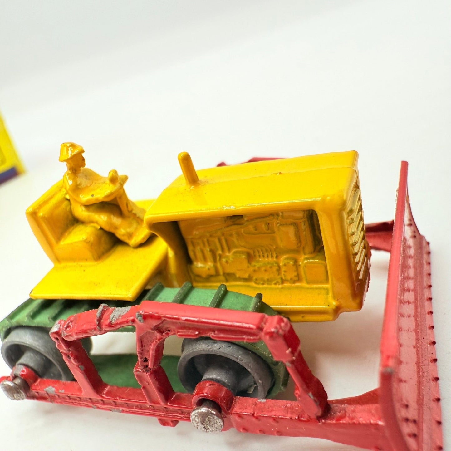 Matchbox Lesney 18a Caterpillar Bulldozer with tracks - Magic Matchbox