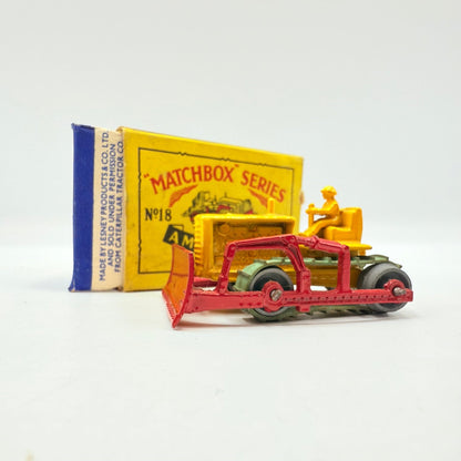 Matchbox Lesney 18a Caterpillar Bulldozer with tracks - Magic Matchbox