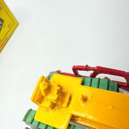 Matchbox Lesney 18a Caterpillar Bulldozer with tracks - Magic Matchbox